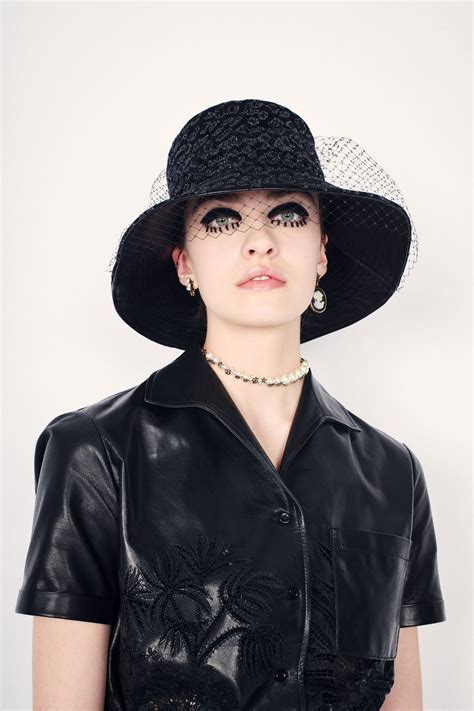 Moda Cappelli 2020: il cappello Dior preferito dalle influencer